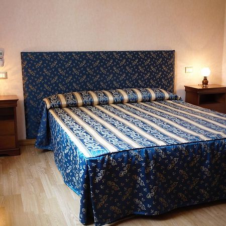 Residenza Matilde Bed & Breakfast Rome Bagian luar foto